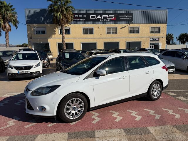 FORD FOCUS TITANIUM ESTATE 2.0 TDCI AUTO SPANISH LHD IN SPAIN 62000 MILES SUPERB 2011
